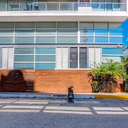 Stylish 2-Story I 2 Blocks To 5Th Ave I Walk To Beach-2