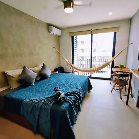 White Sand Suite 302 W Rooftop Pool & Balcony 38St-3