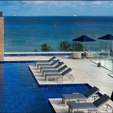 Lovely And Homely 2 Bedroom With Ocean View-3