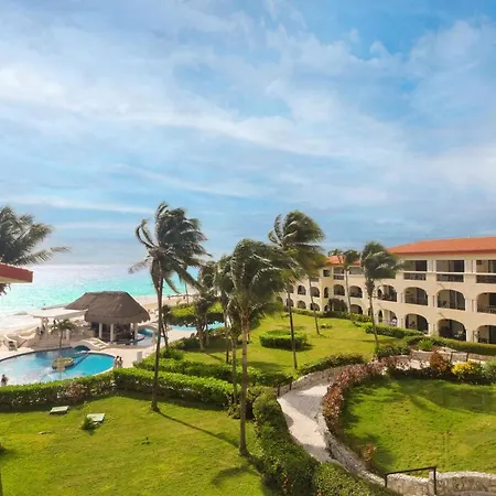 Remodeled Deluxe 3 Bedroom Xaman Ha Oceanfront Xh7212-2