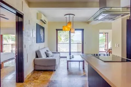 Oceanview Private Terrace And Splash Pool 1 Block To 5Th-3