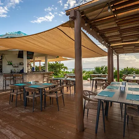 402N Casa Lucerna Apts-3