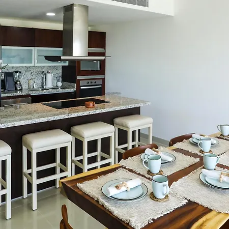 Brand New And Amazing Penthouse!-2