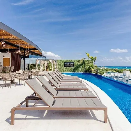 Grand Oceanview Condo With Rooftop Pools Steps To Beach!-2