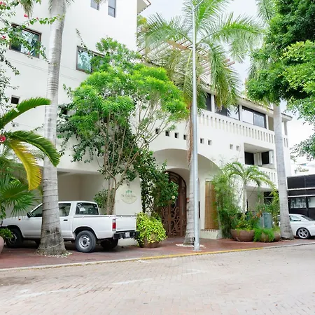 Royal Palms 8 Condo-3