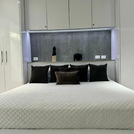 Stylish And Fancy Studio Next To 5Th Av Roof Pool Dk-2
