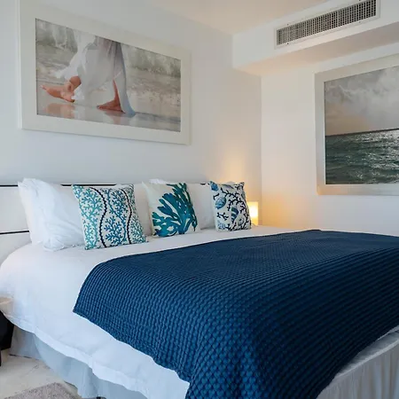 Elements Penthouse 19 Condo-2