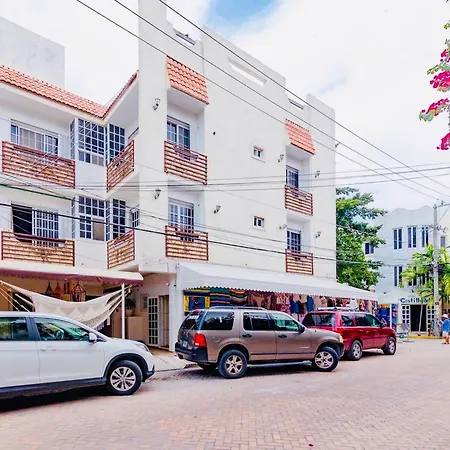 Katrina Double Balcony Apartment 5Th Avenue-3