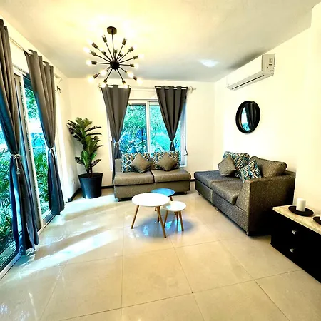 5Th Avenue Oasis 8 Personas-3