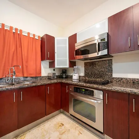Condo Surf 301 - Luxury Oceanview Beachfront With Gym - At El Faro Condos-3