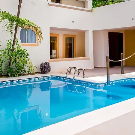 Modern Condo, Just Steps To Mamitas Beach & 5Th-2