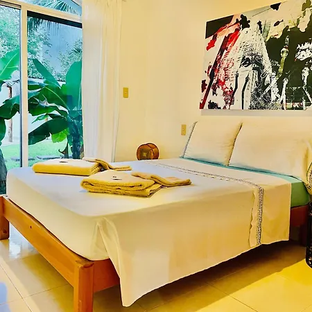 Superior Basic Room With Swimming Pool Air Conditioning And Parking-3