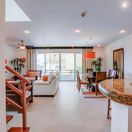 Penthouse W Private Terrace & Rooftop Pool-2