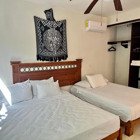 Cenote Penthouse Terraza&Jacuzzi Panorámicos, muy amplio, 2 pisos para tu uso personal y exclusivo, 3 recamaras, excelente ubicación, La Playa y la Quinta Av caminando a 10 minutos, cerca de restaurantes, bares, bancos, Nómadas Digitales 150 mbps-3