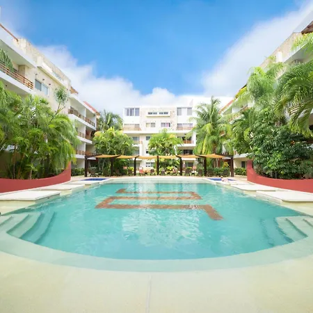 Modern 2 Bedroom Condo With Pool, Bbq & Gym - Solana At Sabbia Condos-2