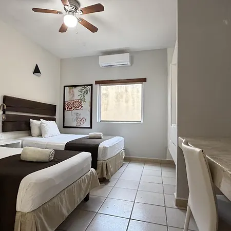 Days Inn By Wyndham Playa Del Carmen-2