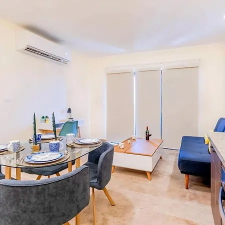 Veranto Condo Near 5Th Ave W Pool Access-2