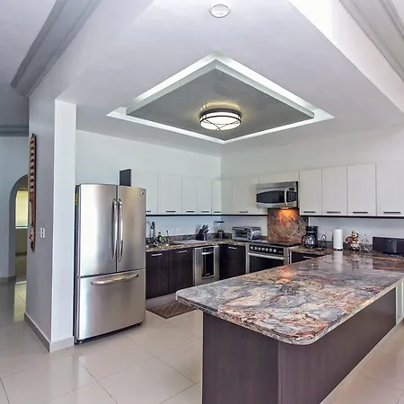 Villa Rebeka - Spectacular Beachfront Oceanview 4 Bedroom - At Playacar Phase I-3