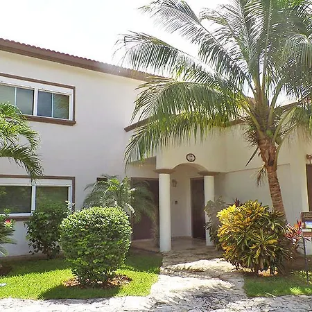 Izcalli Luxury Villa-2