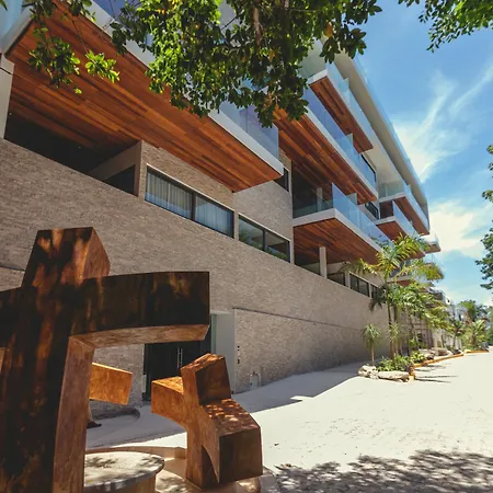 Mar 2Br Condo By Nas-2