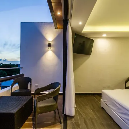 Luxury Penthouse Jungle View And Partial Ocean View, Private Pool And Rooftop-3