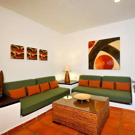 Las Palmas Condominio-2