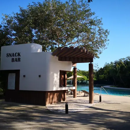 Beachside Resplandor Maya Corasol With Balcony For 4 People-2