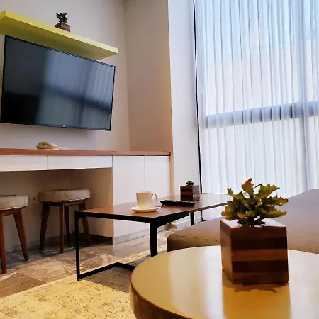 1 Bedroom Condo Best Rooftop With Ocean View By Happy Address-2