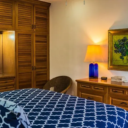 Royal Palms 6 Condo-2
