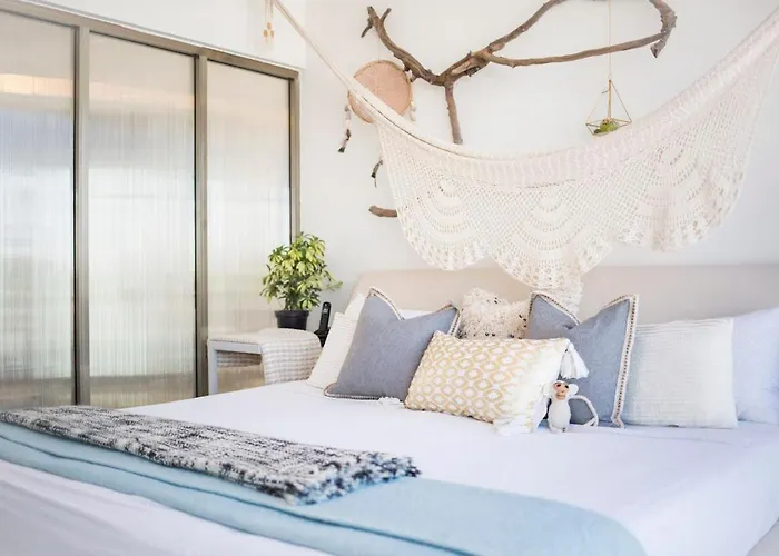 25' Balcony 13' Windows Boho Decor Pool Open Apartamento Playa del Carmen