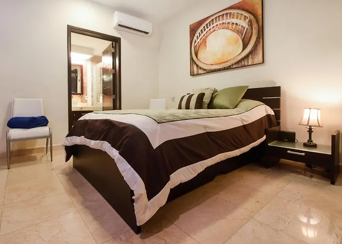 Super Affordable Rates On Oceanfront Comfort At El Faro Reef 204 Playa del Carmen che accetta animali