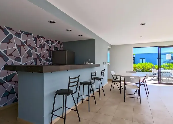 Riviera Home - 2Br Luxury Apartment - Big Pool Playa del Carmen que aceita animais de estimação