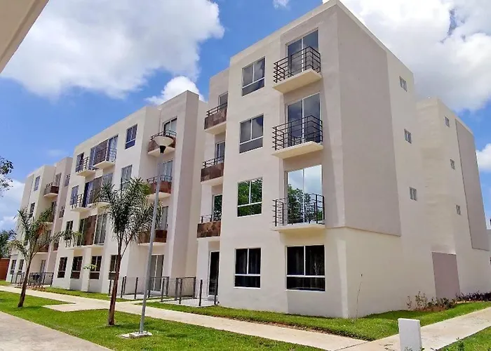 Beautiful Apartment W/ Shared Pool And Balcony Near Playa Del Carmen admite animales