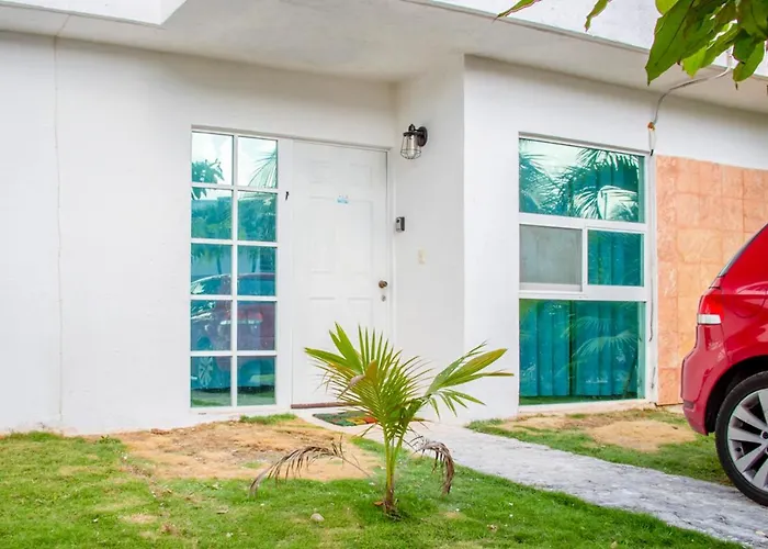 Villa Hostpal Playa Del Sol. Ideal Caribbean Vacation à Playa del Carmen