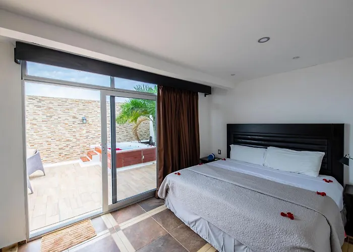 Penthouse Beach Holiday Private Jacuzzi Bbq Family Friendly Maid Service Playa del Carmen
