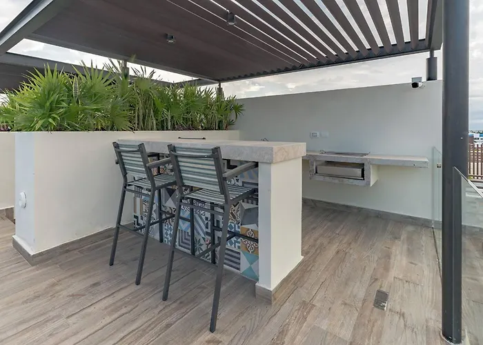 Condo Veronica - Comfortable 2 Bedroom With Rooftop Gym And Pool Playa del Carmen acceptant les animaux