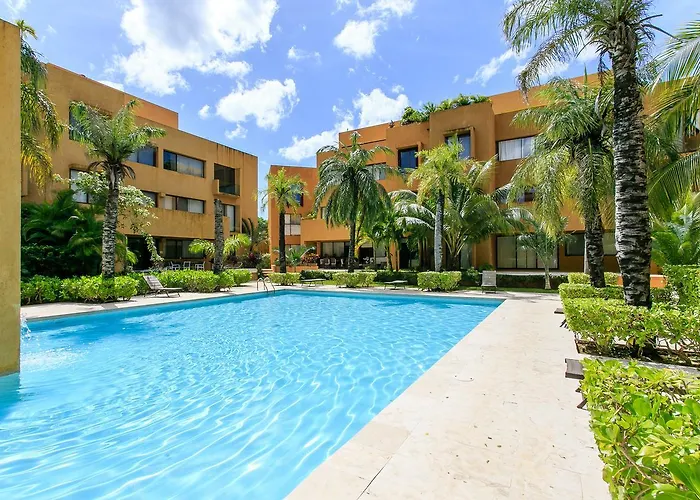 Private Pool Penthouse, Bikes Plus Resort Pool Onsite! Playa del Carmen