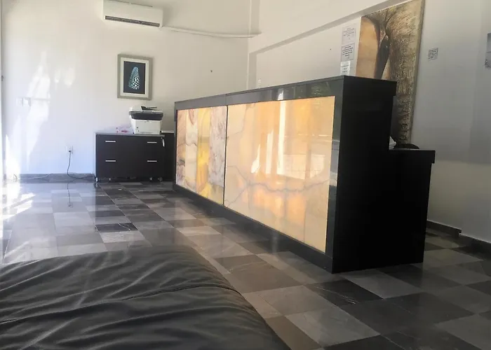 Hoteles cerca de el Cenote Misterio Maya